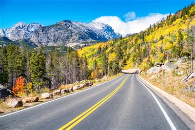 Highway im Rocky Mountain Nationalpark